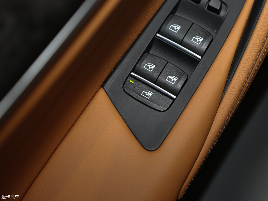 2018R5ϵ 530Li  M\b