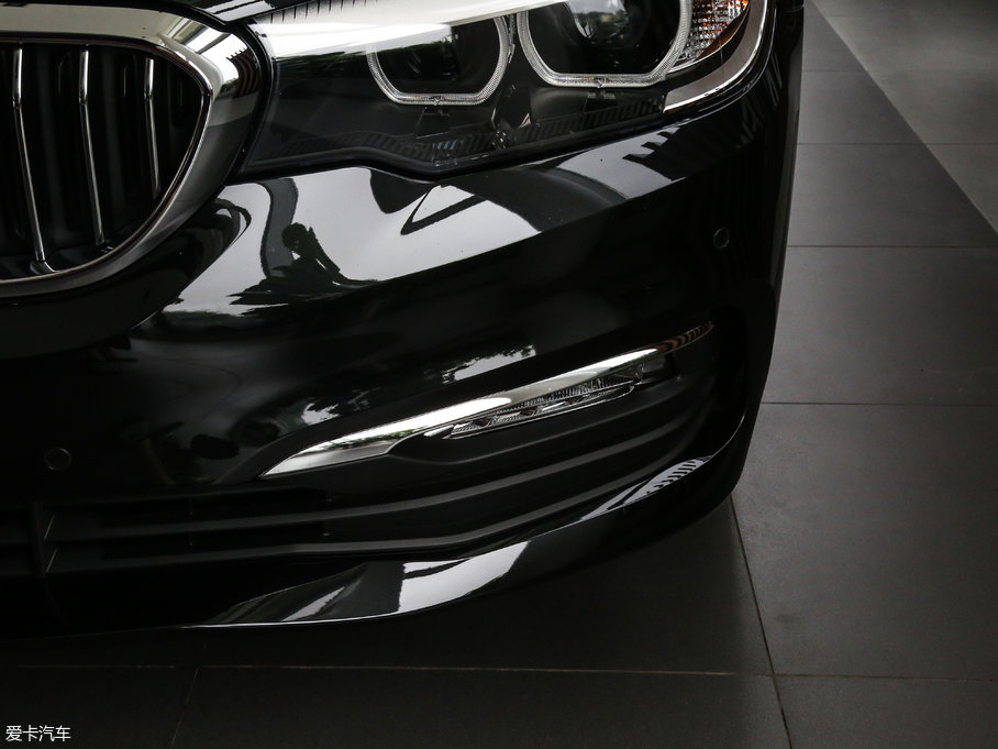 2018R5ϵ 528Li ؄e