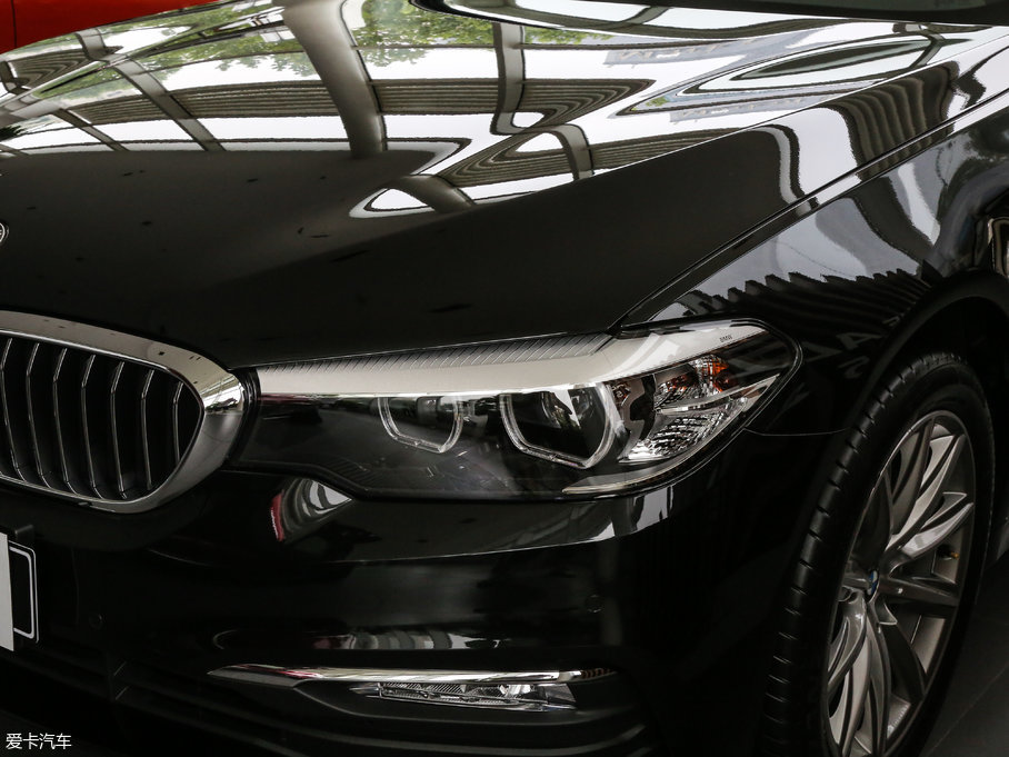 2018R5ϵ 528Li ؄e