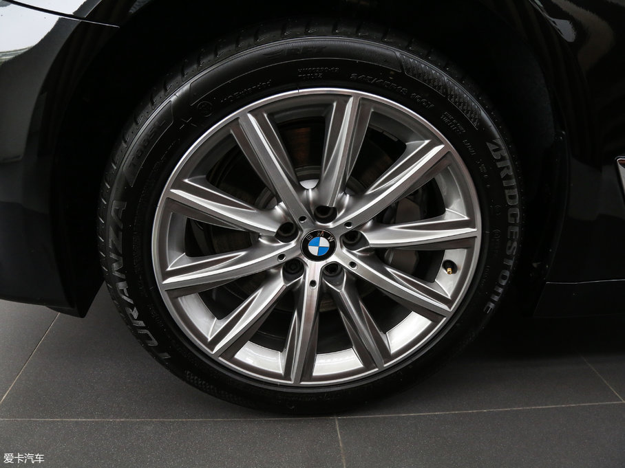 2018R5ϵ 528Li ؄e