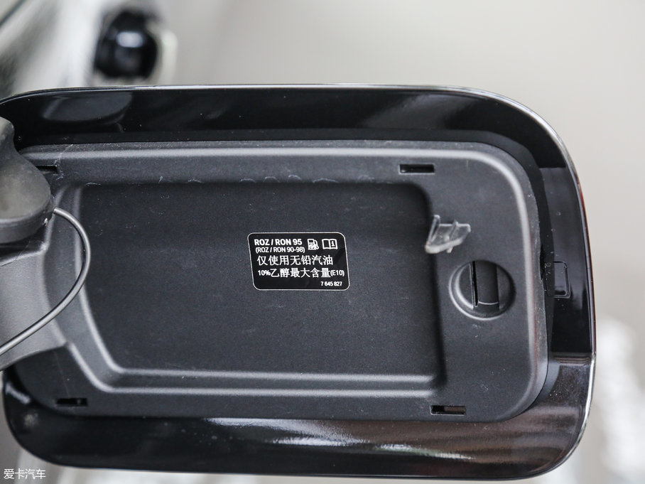 2018R5ϵ 528Li ؄e