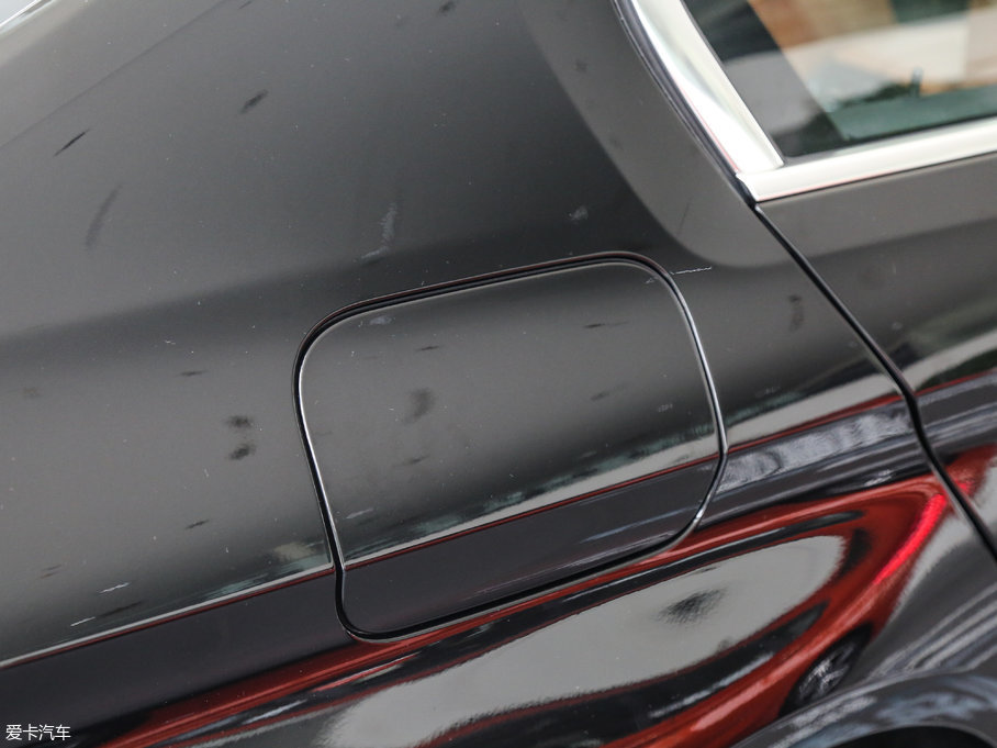 2018R5ϵ 528Li ؄e