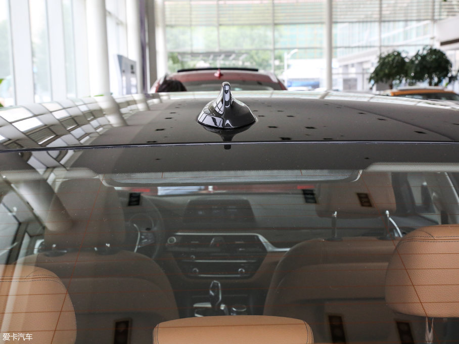 2018R5ϵ 528Li ؄e