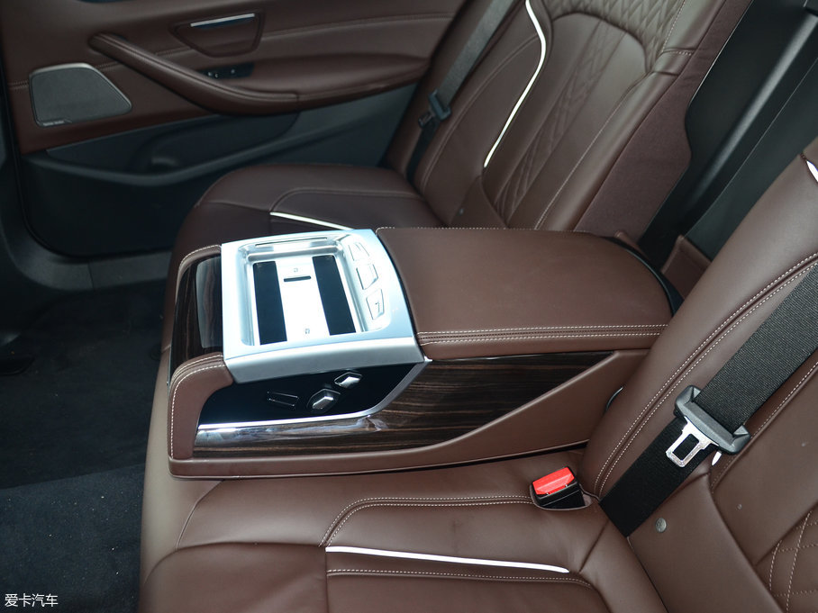 2018��R5ϵ 530Li ������ ���A���b