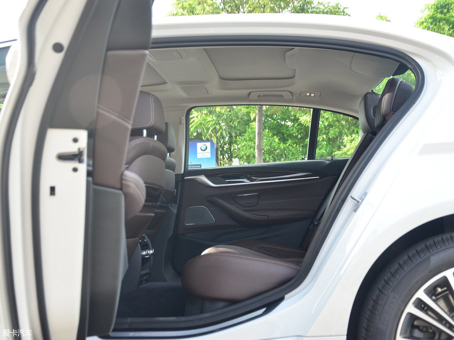 2018��R5ϵ 530Li ������ ���A���b