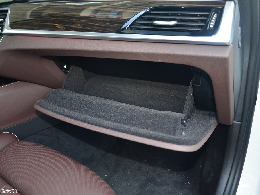 2018��R5ϵ 530Li ������ ���A���b