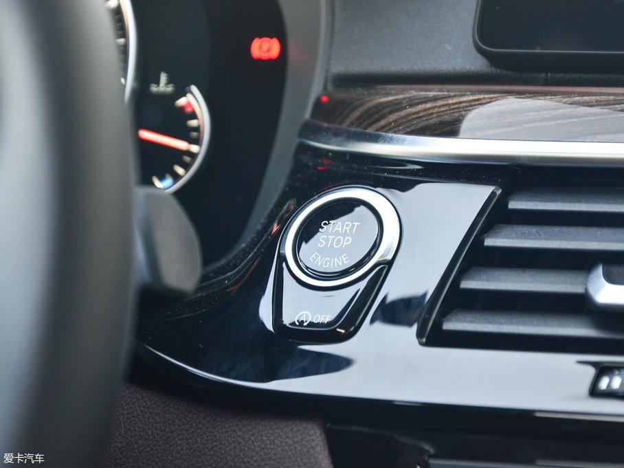 2018R5ϵ 530Li  Ab