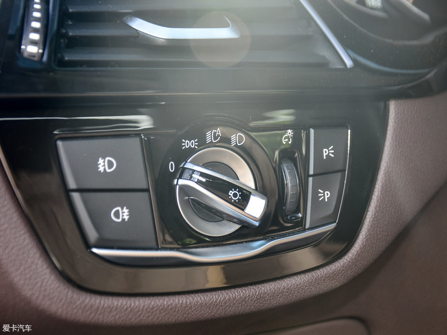 2018��R5ϵ 530Li ������ ���A���b