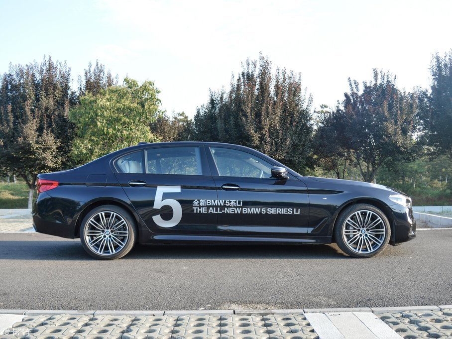 2018R5ϵ 530Li xDrive M\b