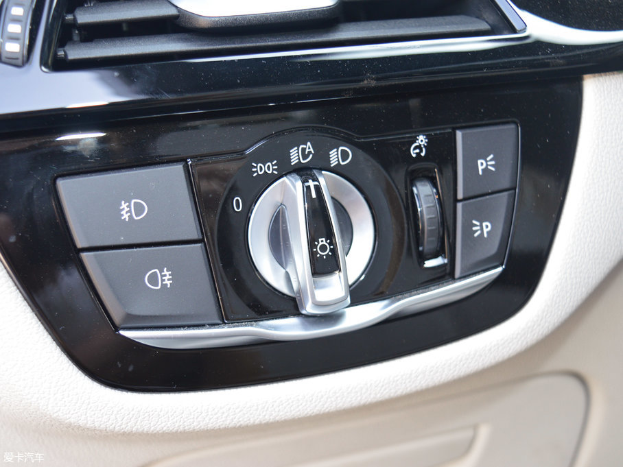 2018R5ϵ 530Li xDrive M\b