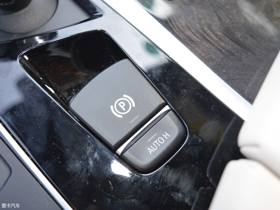 2018R5ϵ 530Li xDrive M\b