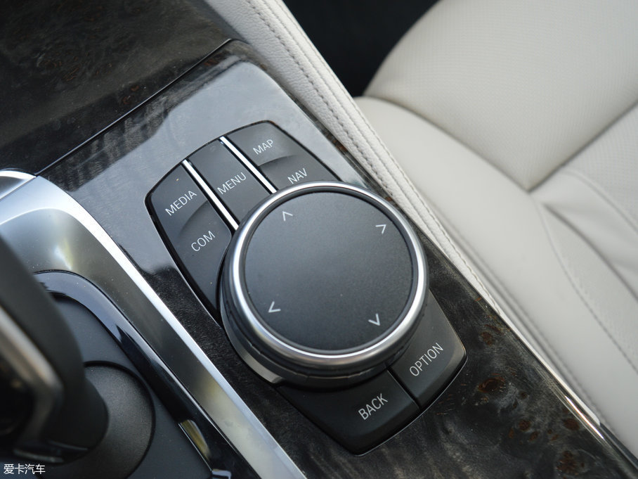 2018款宝马5系530li xdrive m运动套装图片