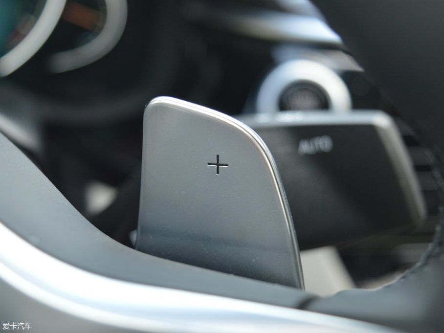 2018R5ϵ 530Li xDrive M\b