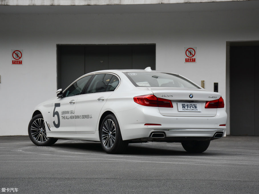 2018款宝马5系540li 行政型