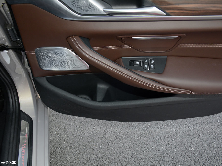 2018R5ϵ 530Li xDrive Ab