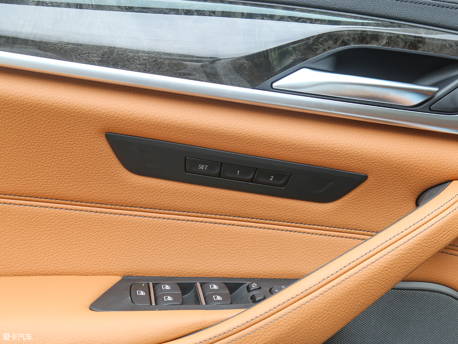 2018R5ϵ 530Li  M\b