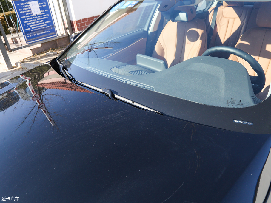 2018R5ϵ 528Li ؄e