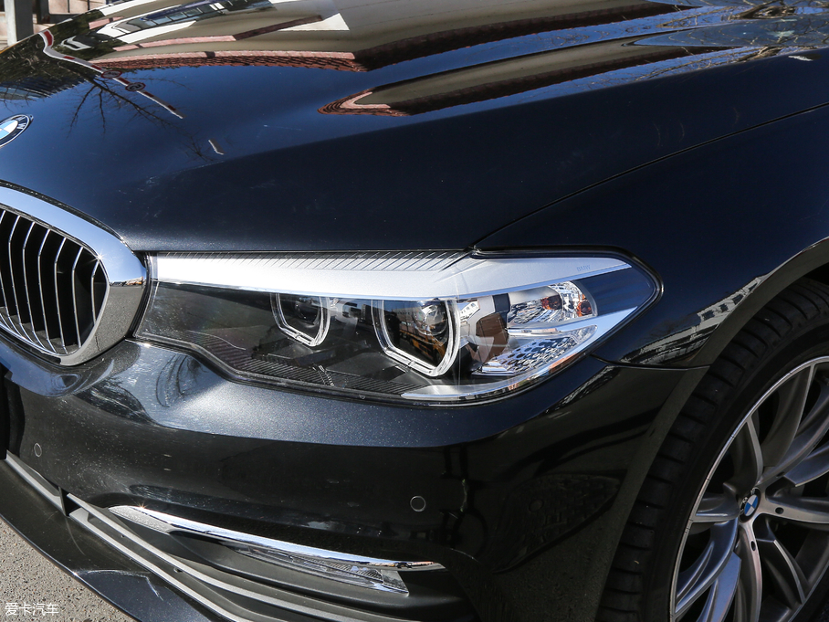 2018R5ϵ 528Li ؄e