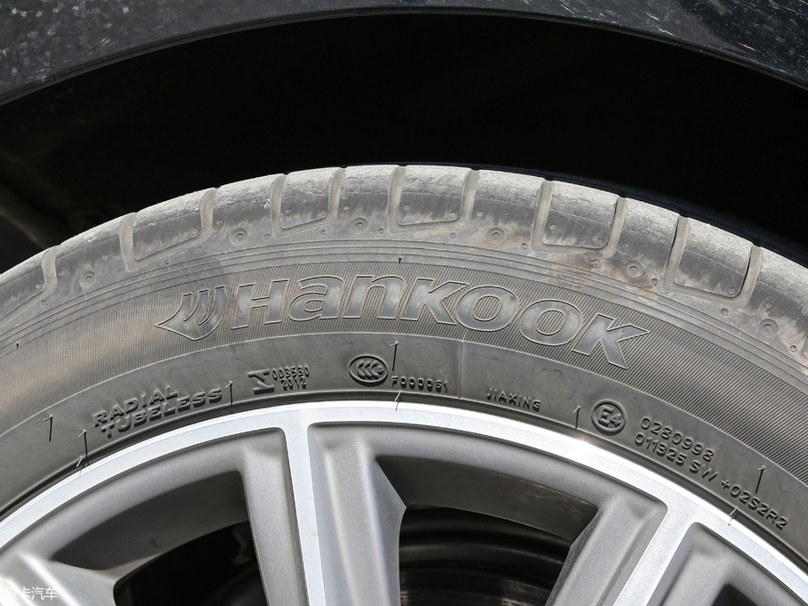 2018R5ϵ 528Li ؄e