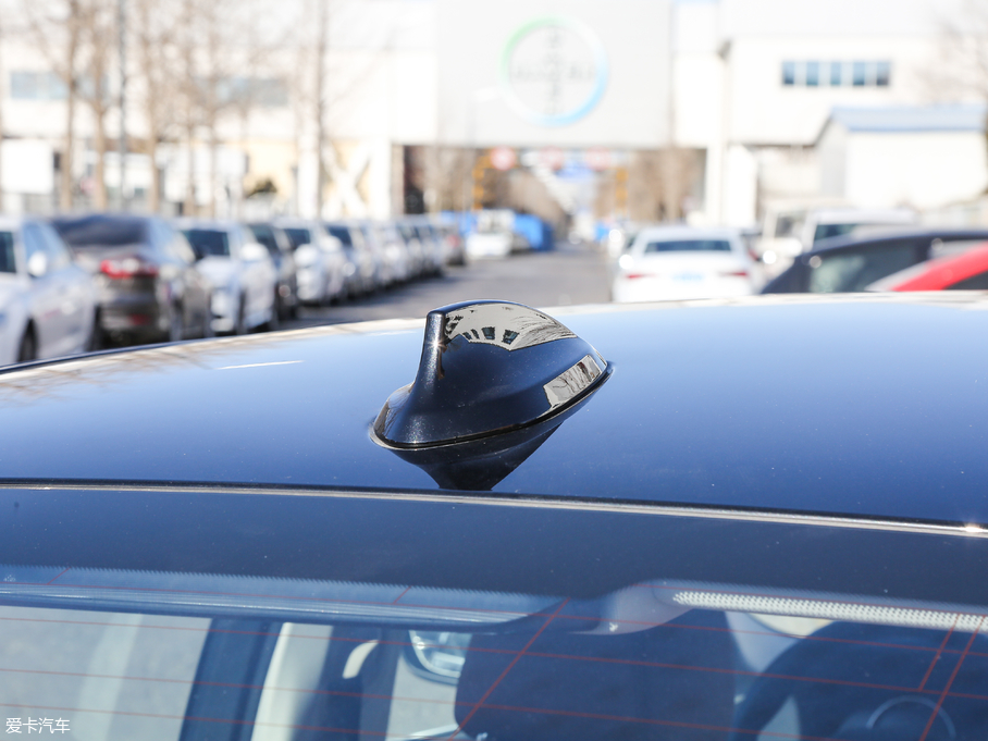 2018R5ϵ 528Li ؄e