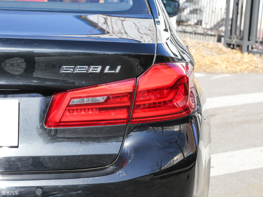 2018R5ϵ 528Li ؄e