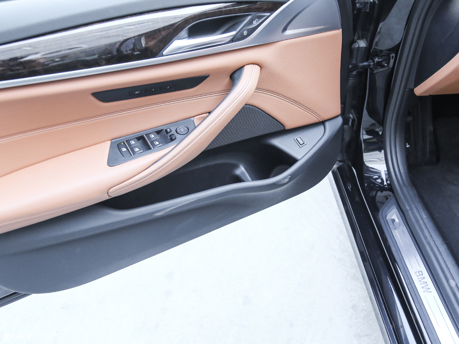 2018R5ϵ 528Li ؄e