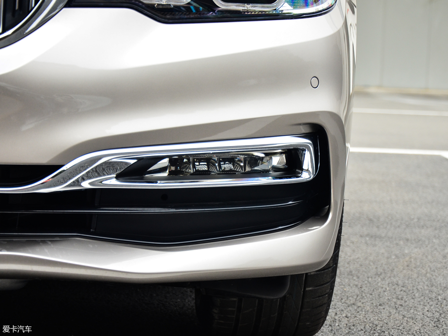 2018R5ϵ 530Li I Ab