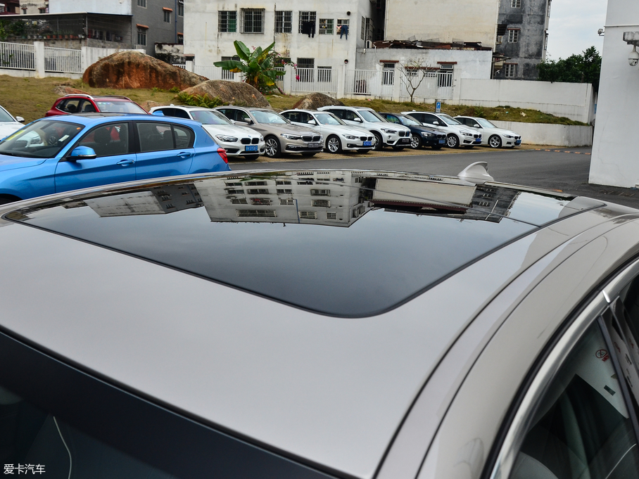 2018R5ϵ 530Li I Ab