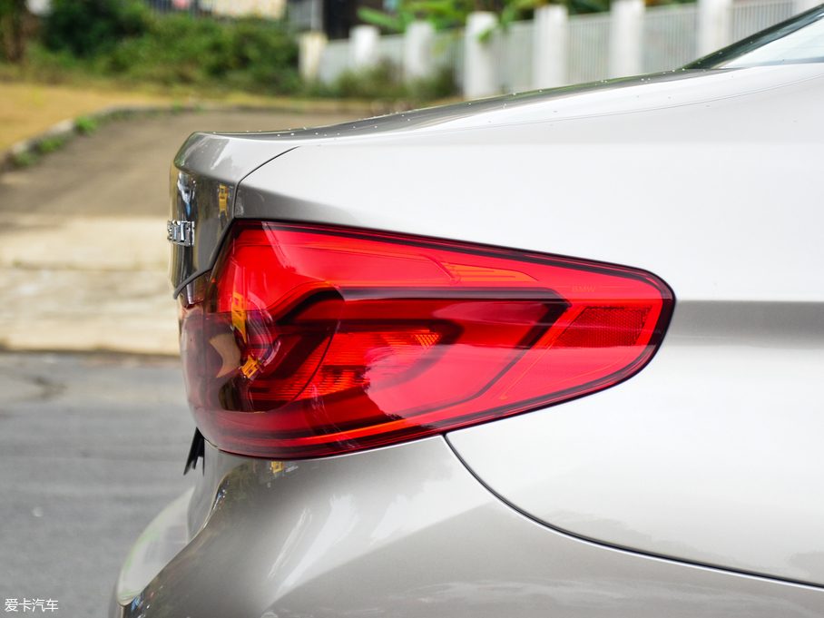 2018R5ϵ 530Li I Ab