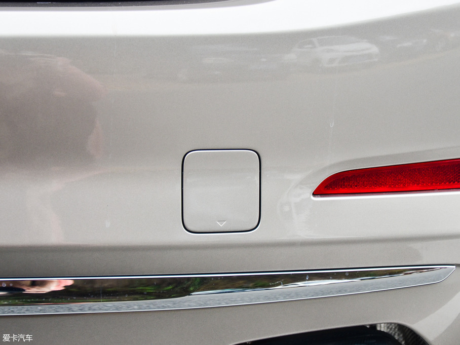 2018R5ϵ 530Li I Ab