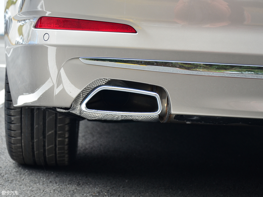 2018R5ϵ 530Li I Ab