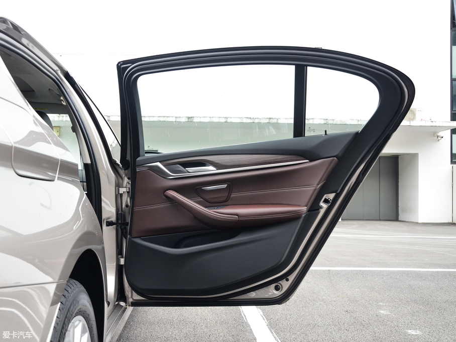 2018R5ϵ 530Li I(lng) Ab