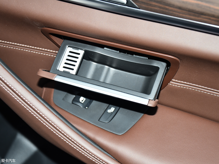 2018R5ϵ 530Li I Ab