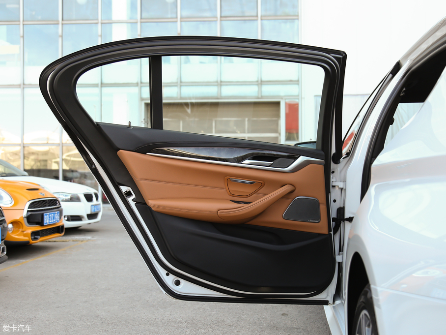 2018R5ϵ Ŀ 530Li  M\b