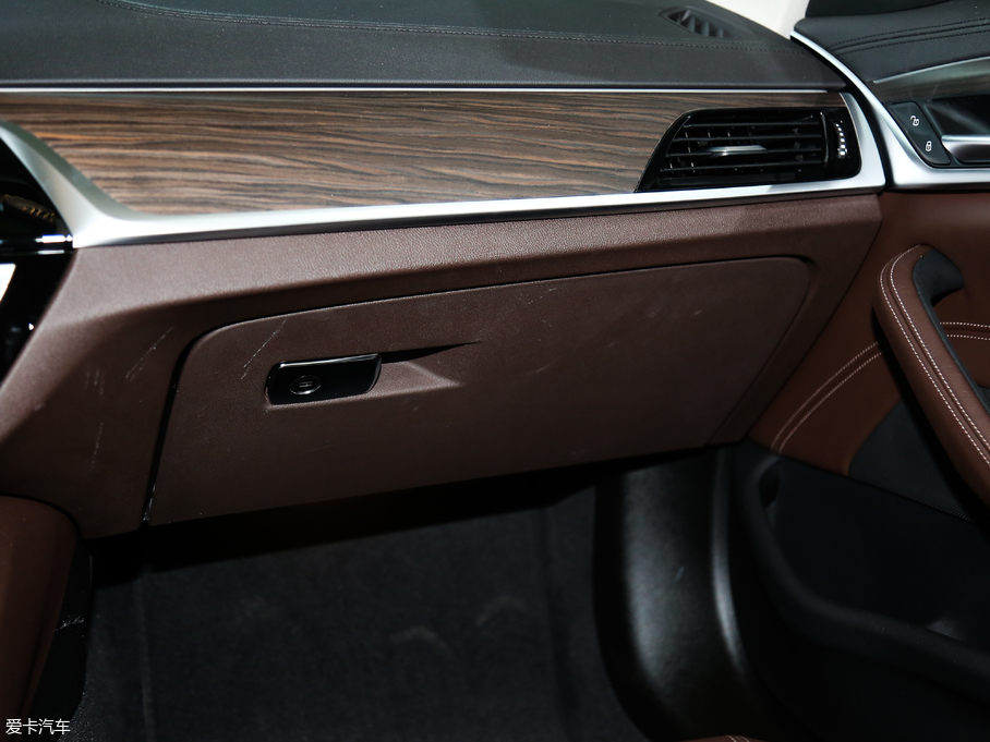 2018R5ϵ Ŀ 530Li  Ab