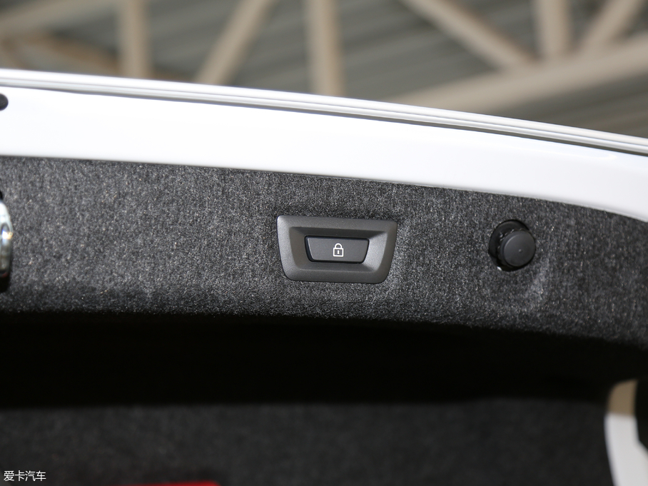 2018R5ϵ Ŀ 530Li  Ab