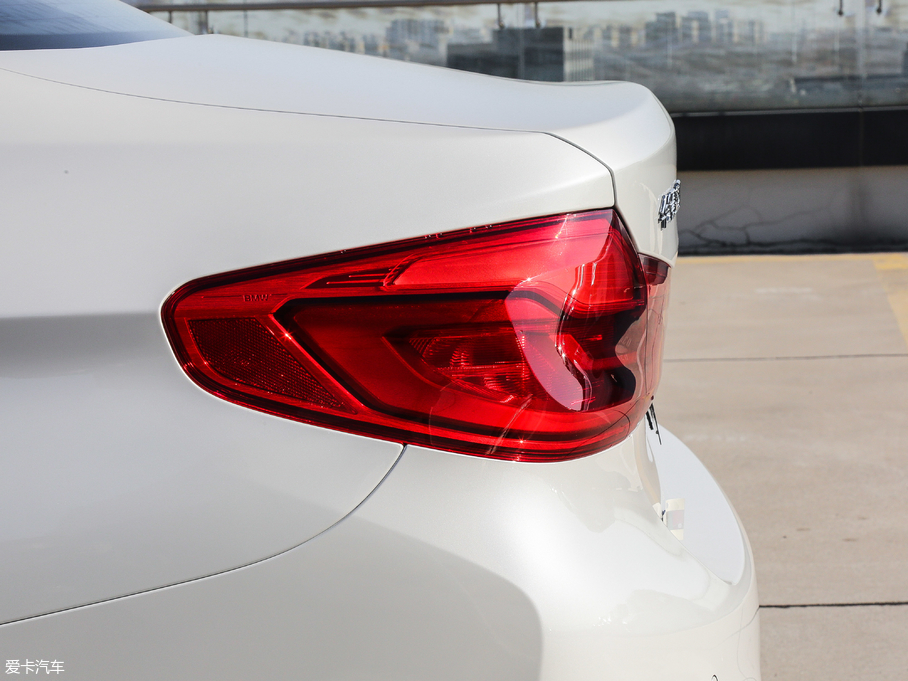 2018R5ϵ Ŀ 530Li xDrive M\b