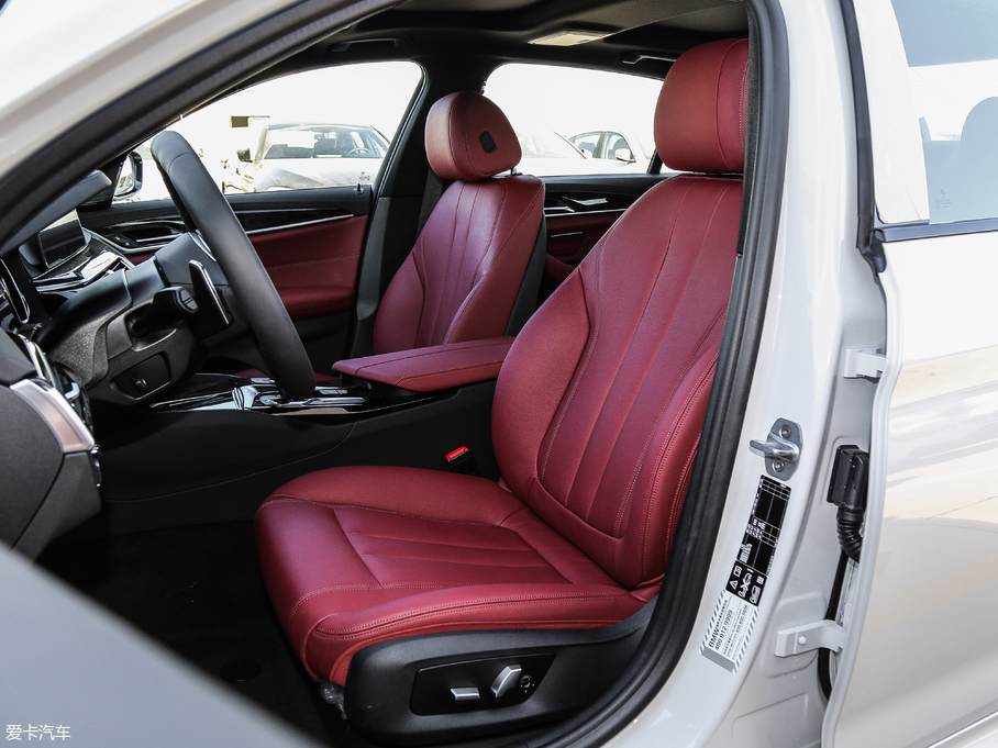 2018R5ϵ Ŀ 530Li xDrive M\b