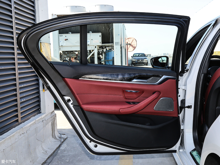 2018R5ϵ Ŀ 530Li xDrive M\b