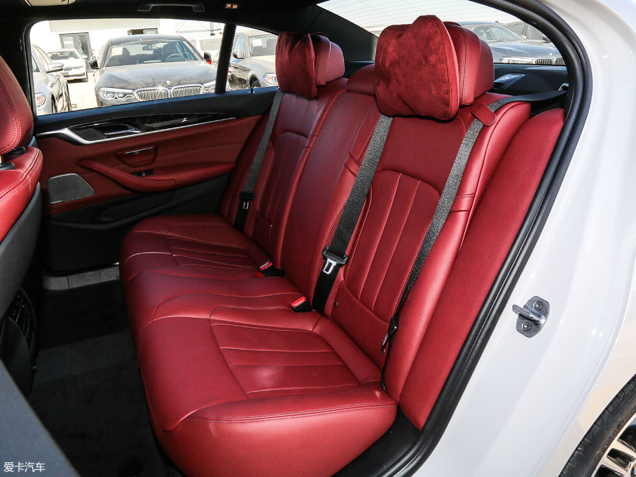 2018款宝马5系改款 530li xdrive m运动套装
