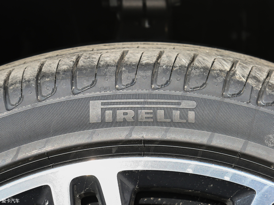 2018R5ϵ Ŀ 530Li I M\b