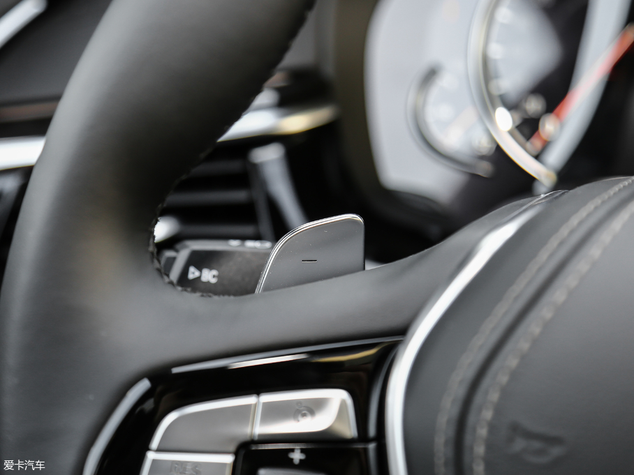 2018R5ϵ Ŀ 530Li I M\b