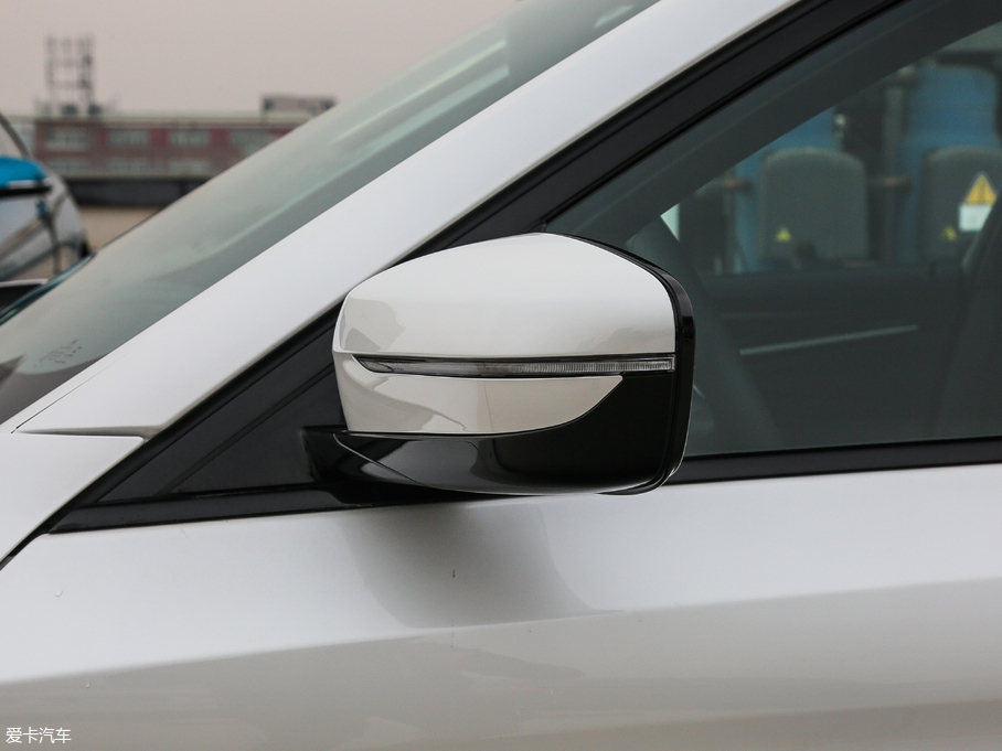 2018R5ϵ Ŀ 525Li M\b