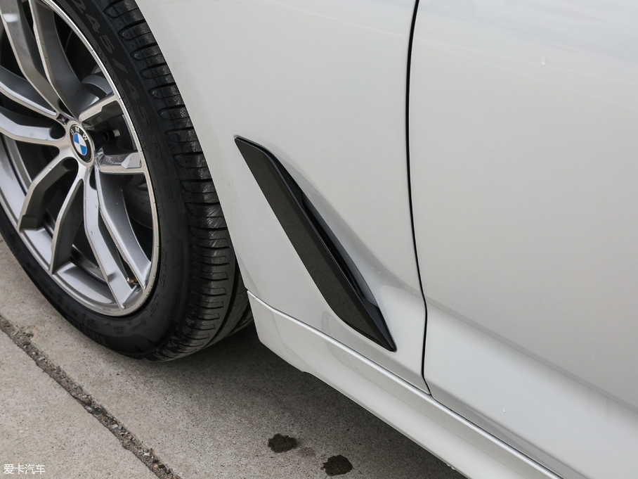 2018R5ϵ Ŀ 525Li M\b