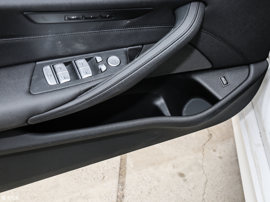 2018R5ϵ Ŀ 525Li M\b