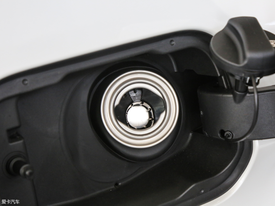 2018��R5ϵ 530Li xDrive ���A���b