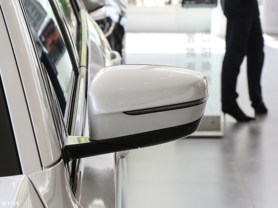 2018R5ϵ 530Li xDrive Ab