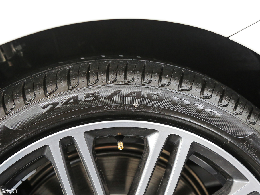 2018R5ϵ 530Li xDrive Ab