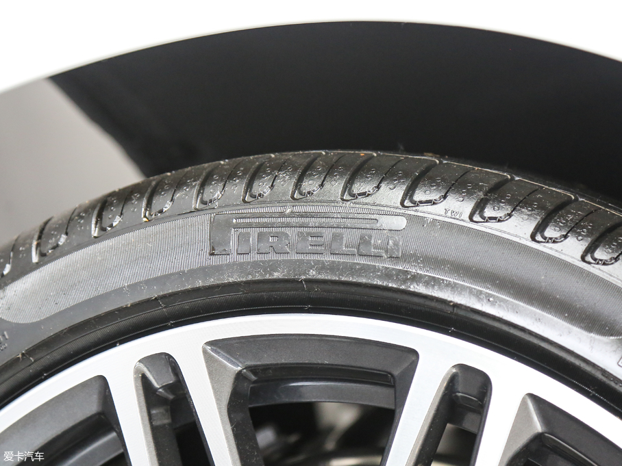 2018R5ϵ 530Li xDrive Ab