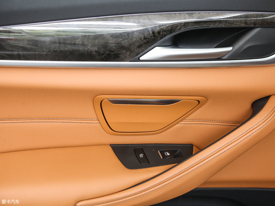 2018R5ϵ 530Li xDrive Ab